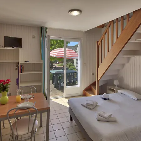 Hotel Village Kerfetan 3*